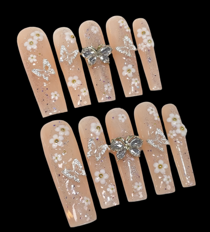Laney handmade press-on nails